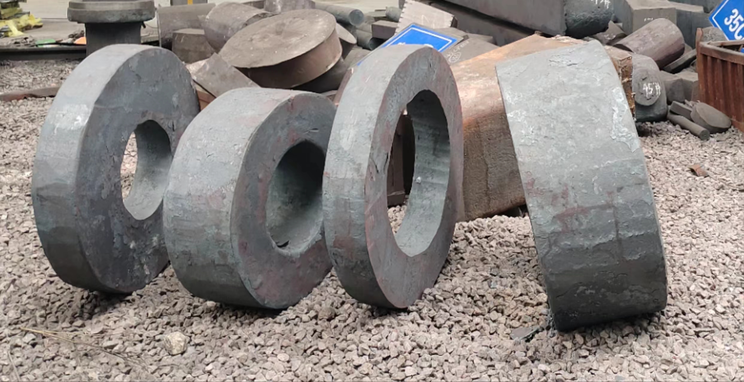 Apa tempering sawise hardening lumahing forgings stainless steel?