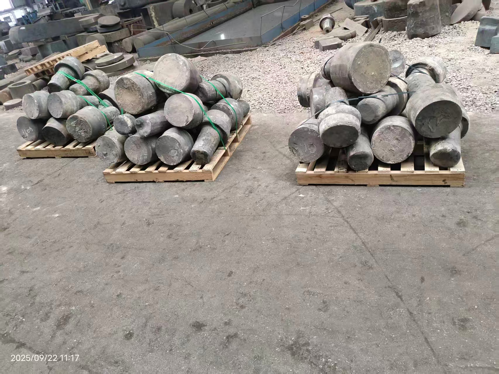 Seni saka ewu hammers: Asal-usul lan pangembangan ngapura.